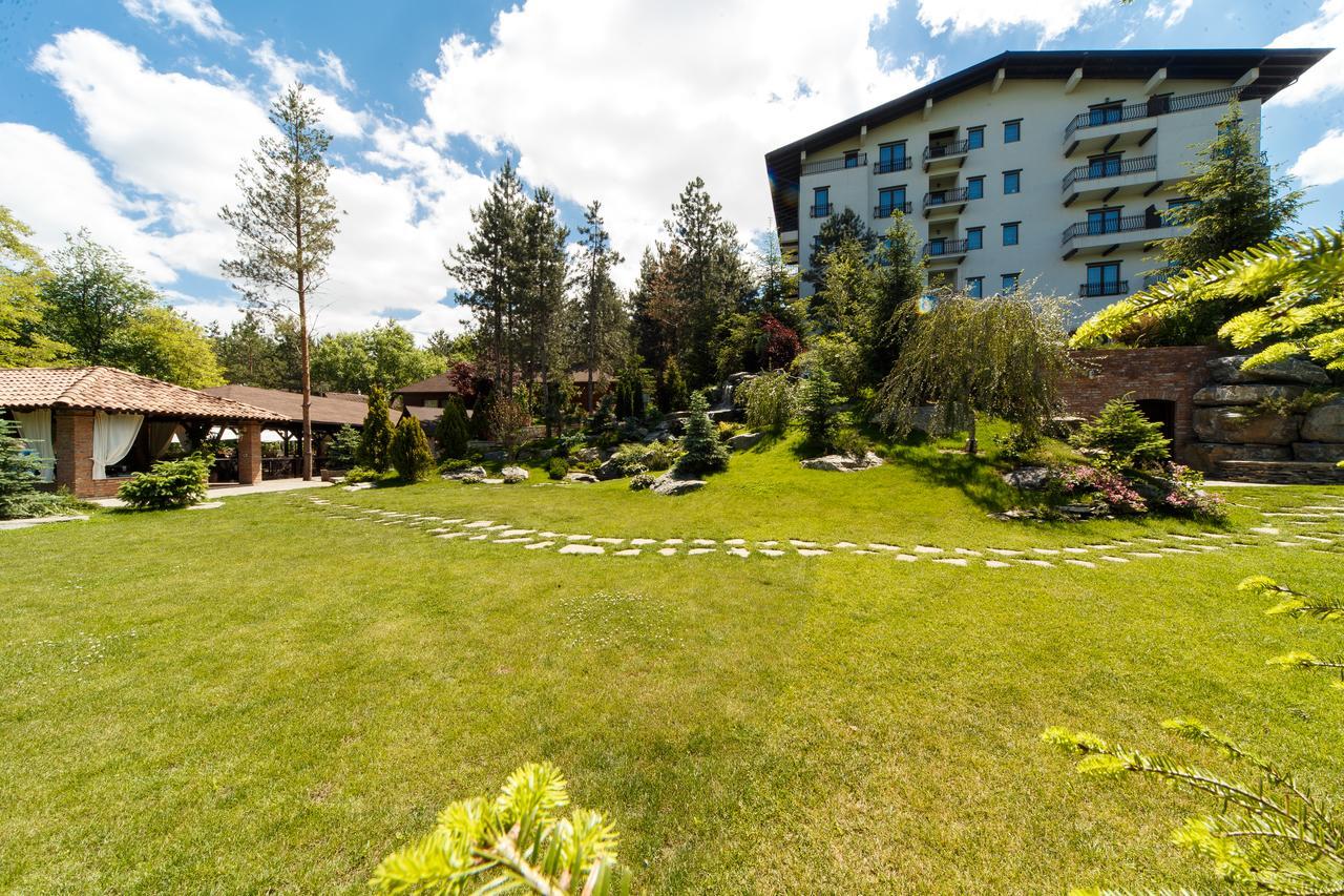 Hotel Helen Bacău Esterno foto